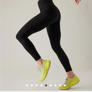 NWT Athleta Rainer tight